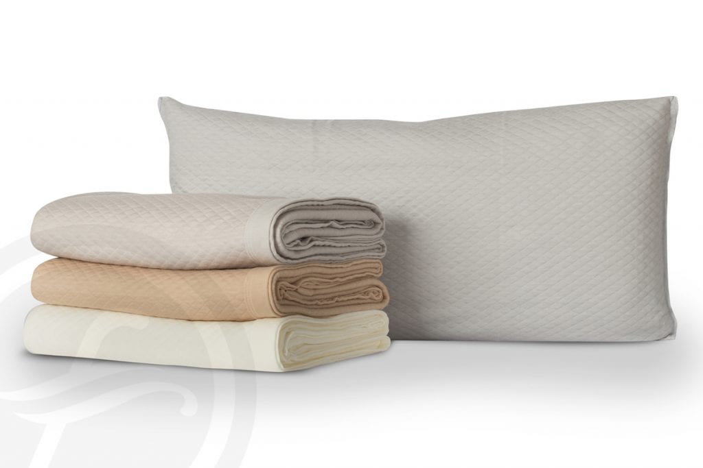 Bella Donna Sommerdecke von Formesse in diversen Farben