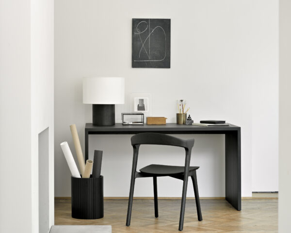 Ethnicraft Stuhl Box in Office Kombination aus Eichenholz schwarz lackiert